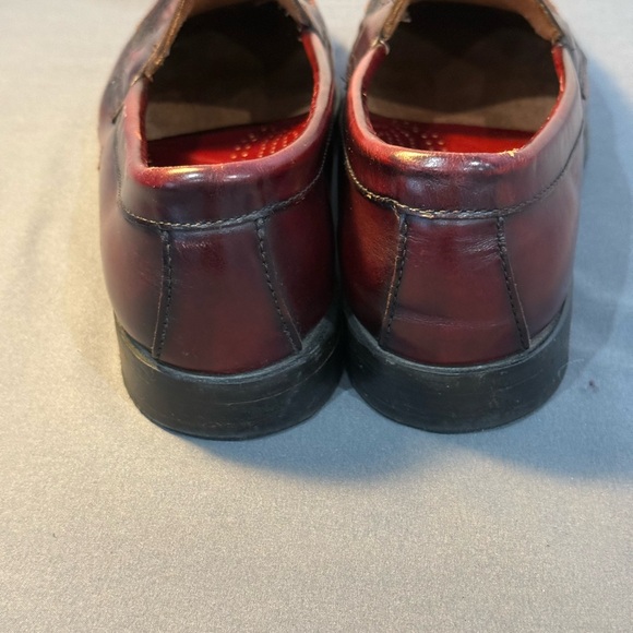 G.H. Bass & Co. Burgundy Loafers main image 9